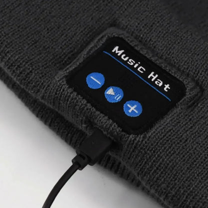 3 IN 1 LED AND BLUETOOTH BEANIE